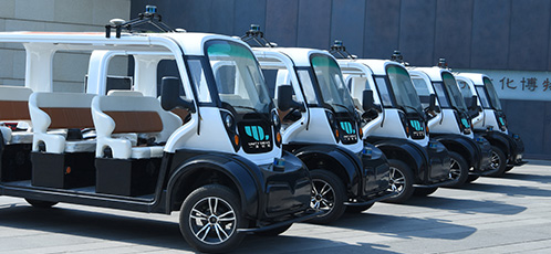 Autonomous Shuttle Vehicle Equipped with APP